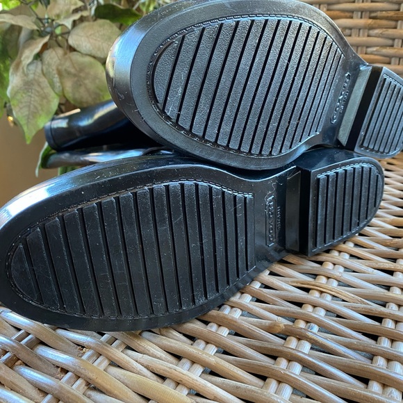 Coach ‘Lori’ Rubber Boots / New / Size 9 - Picture 4 of 6